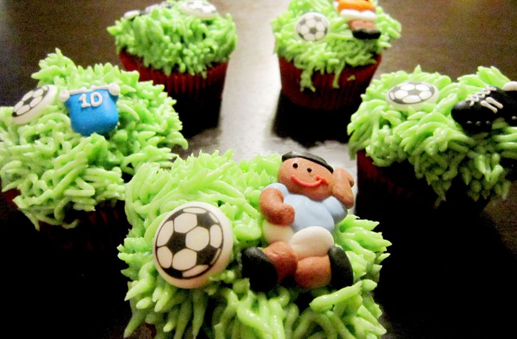 Cupcakes: Für Fußball-Fans - Pack es an - Stuttgarter Kinderzeitung